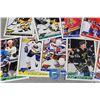 Image 7 : (2) 1993-94 O-Pee-Chee Premium Hockey Cards series 1&2