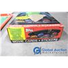 Image 2 : Topps Teenage Mutant Ninja Turtles Movie Cards&Stickers Wax Pack w/Box
