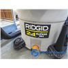 Image 2 : **Rigid Shop Vac