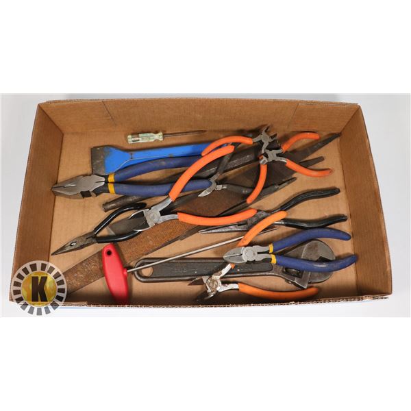 FLAT OF ASSORTED TOOLS