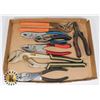 Image 1 : FLAT OF ASSORTED TOOLS