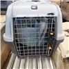 Image 2 : 2 PET CARRIERS AND SOFT PET HOUSE
