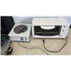Image 2 : ELECTRIC GRIDDLE WITH LID, TOASTER OVEN AND MORE