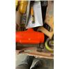 Image 8 : TRAY AND CRATE OF TOOLS