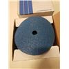 Image 2 : LOT OF 100 NEW 7 1/4" SANDING DISCS 24 GRIT