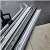 Image 3 : 4 GENIUS DEFECTIVE STORE RETURN RETRACTABLE SCREEN DOORS
