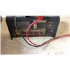 Image 3 : SET OF JUMP CABLES AND 6 AMP BATTERY CHARGER