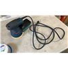 Image 2 : BOSCH SANDER WITH DISCS