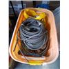 Image 1 : TOTE OF LIFTING STRAPS AND WIRE CABLE