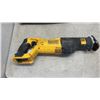 Image 2 : DEWALT 20V MAX CORDLESS TOOL SET, INCLUDES 2 IMPACT GUNS, HAMMER DRILL, SAWZALL, OSCILLATING TOOL, 4