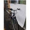 Image 2 : BLACK NO BRAND BIKE