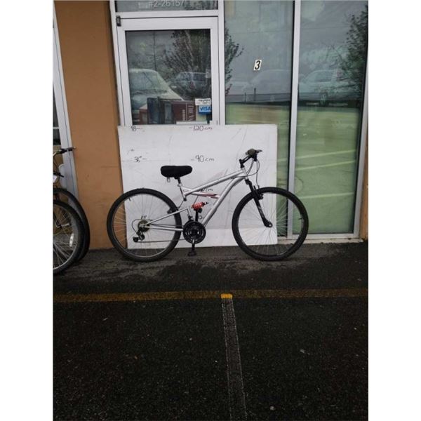 SILVER NO BRAND BIKE