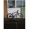 Image 1 : BLACK TREK BIKE