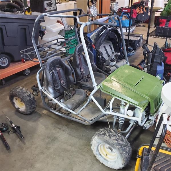 4 WHEEL GAS POWERED DUNE BUGGY