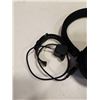 Image 2 : JBL LIVE 500BT OVER EAR BLUETOOTH HEADPHONES NEEDS MUFF COVERS  AND FITBIT CHARGE 4 BROKEN BAND - BO