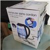 Image 3 : HAMILTON BEACH 1.7L GLASS ELECTRIC KETTLE - TESTED WORKING