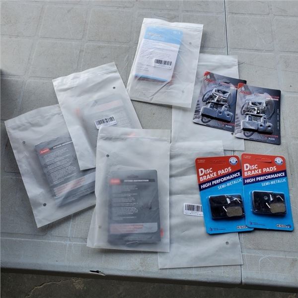 12 NEW PAIRS OF HIGH PERFERMANCE SEMI METALLIC BRAKE PADS