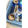 Image 11 : SMALL TOTE OF SEWING SUPPLIES WITH IHOME LIGHTED VANITY SPEAKER, SOUNDSPA REJUVENATE AND INTEX AIRBE