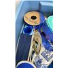 Image 8 : SMALL TOTE OF SEWING SUPPLIES WITH IHOME LIGHTED VANITY SPEAKER, SOUNDSPA REJUVENATE AND INTEX AIRBE