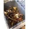 Image 3 : LARGE TOTE OF VINTAGE LAMP PARTS AND HARDWARE
