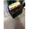 Image 3 : OXYGEN TANK, FILE ORGANIZERS AND DOOR CLOSER