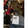 Image 1 : NEW TONY LITTLE MASSAGE MAT WITH 3 BACK PACKS AND DUFFLE BAG