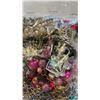 Image 3 : 3 BAGS OF JEWELRY