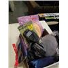 Image 3 : TRAY OF HAIR NETS, BELTS, HAIR APRONS