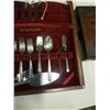 Image 7 : 2 CUTLERY CANTEENS WITH CONTENTS