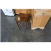 Image 2 : MAPLE NIGHTSTAND AND 2 ENDTABLES