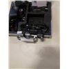 Image 3 : NEW DENTAL LOUPE AND LED HEADLIGHT
