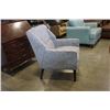 Image 3 : MODERN GREY UPHOLSTERED CHAIR