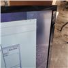 Image 2 : LG 47" HDTV WORKING HAS SLIGHT DISCOLOR ON RIGHT SIDE WORKING WITH REMOTE