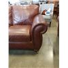 Image 2 : NATUZZI STUDDED LEATHER SOFA