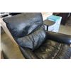 Image 2 : USED BLACK LEATHER LAZY BOY RECLINER