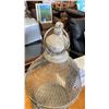 Image 3 : 3 DECORATIVE WIRE MESH CONTAINERS