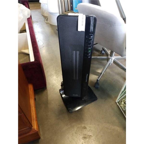 DELONGHI CERAMIC TECHNOLOGY TOWER HEATER - TESTED WORKING