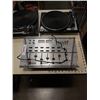 Image 1 : DJ SYSTEM - 2 WB MANUAL DJ MODEL 300 TURNTABLES AND MIXER