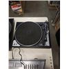 Image 2 : DJ SYSTEM - 2 WB MANUAL DJ MODEL 300 TURNTABLES AND MIXER