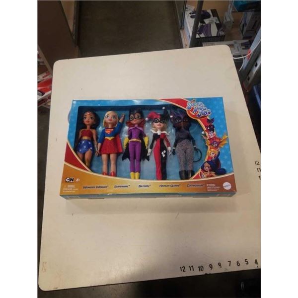 AS NEW SUPER GIRLS HERO TOY SET