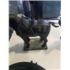 Image 8 : 2 METAL CAST EASTERN HORSES AND 2 BOWLS - ONE BOWL HAS BROKEN LEG, ONE HORSE HAS DAMAGED BASE