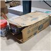 Image 3 : CASE OF 8X1 SHEET METAL SCREWS