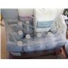 Image 9 : Pallet Multiple MacNeil X-Tra Suds Car Wash & Gloss, Rhino Foam Extreme Blue, etc