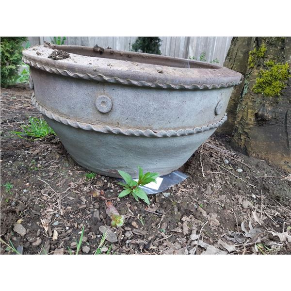 Chinese Out Door Pot Cat C