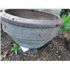 Image 3 : Chinese Out Door Pot Cat C