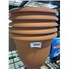 Image 1 : Lot of 5 Bolem Living  Plastic Terracotta  Planters