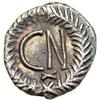 Image 2 : Byzantine Empire. Justinian I, 527-565. Nummi (light gr