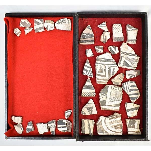 Prehistoric Mimbres Black & White Pottery Sherds