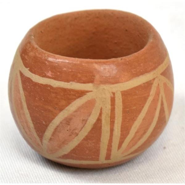 Santo Domingo Pueblo Pottery Jar