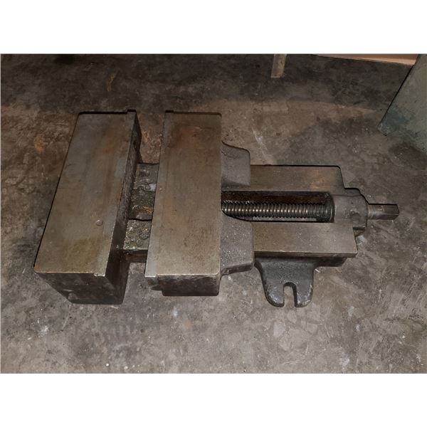 Milling Vise 12.5"